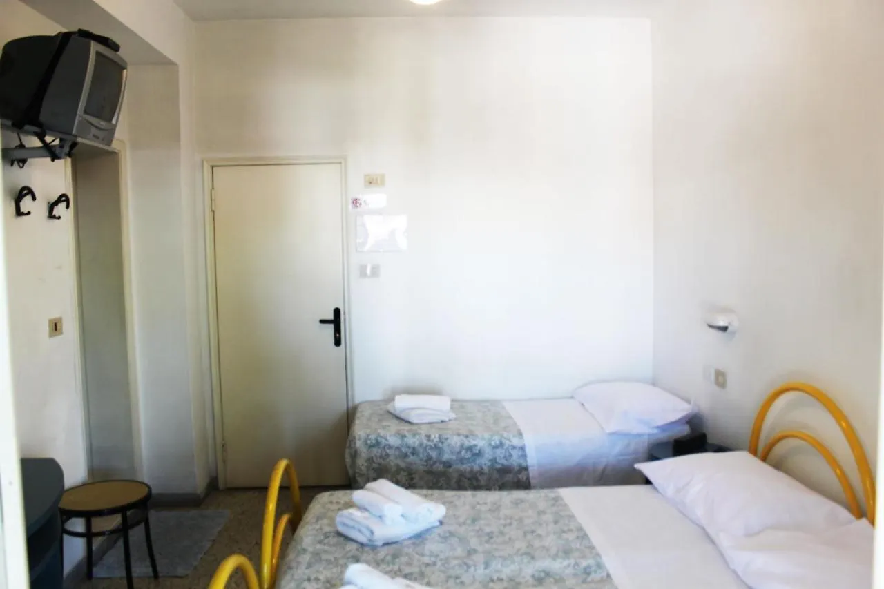 Hotel Elde contacts