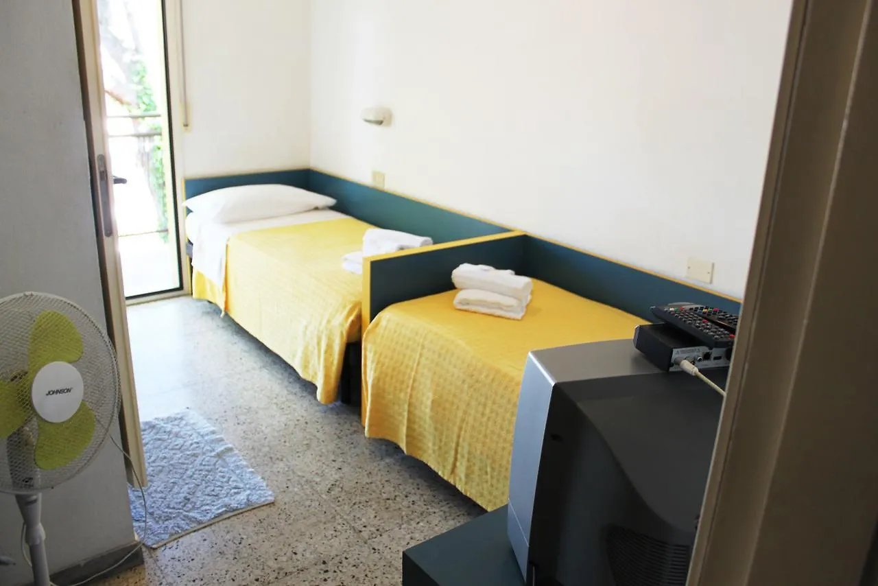 Hotel Elde Riccione 0*,  Italy