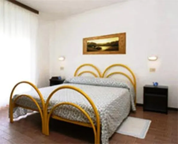 Hotel Elde Riccione 0*,